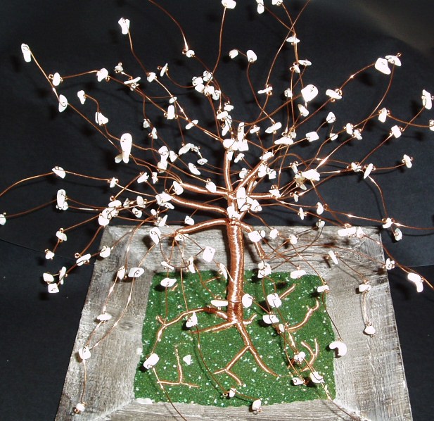 Wire Sculpture Tree: Mother of Pearl & Copper